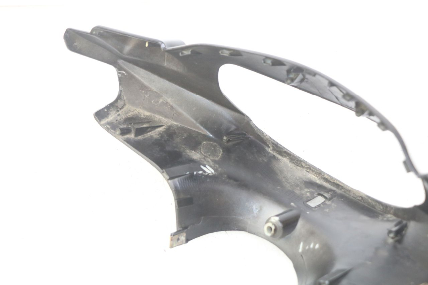 photo de HANDLEBAR COVER FRONT PEUGEOT V-CLIC VCLIC 50 (2007 - 2013) - Technical close-up