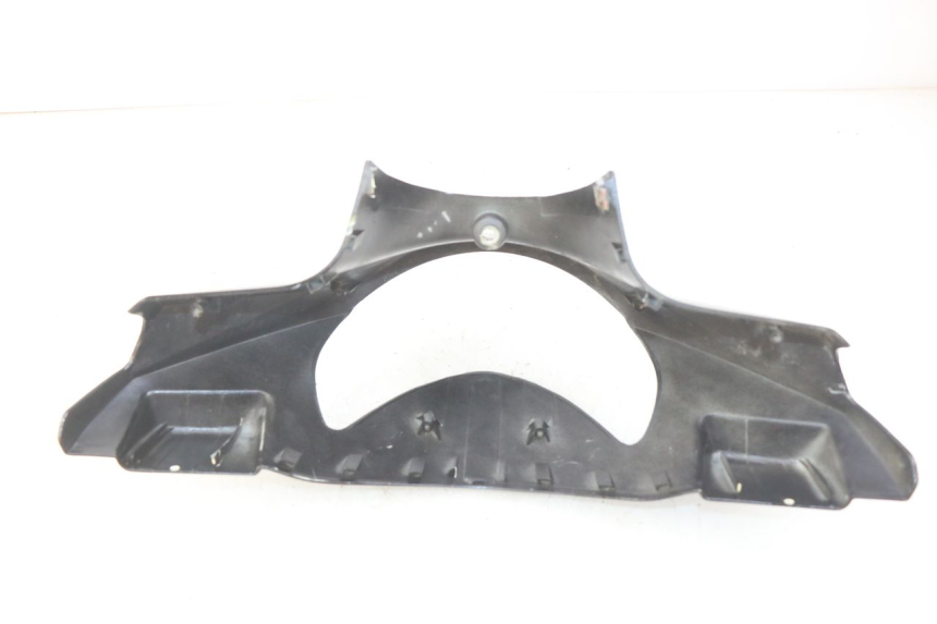 photo de HANDLEBAR COVER FRONT PEUGEOT V-CLIC VCLIC 50 (2007 - 2013) - Product overview