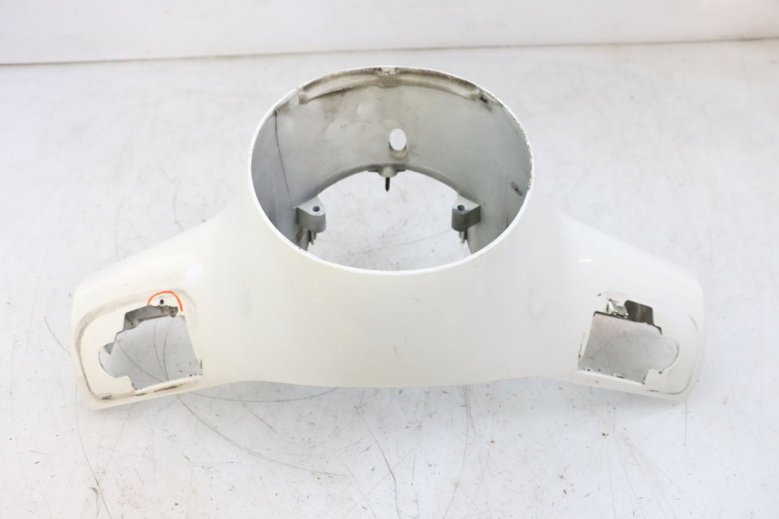 photo de HANDLE BAR FRONT PANEL PIAGGIO VESPA GTS SUPER IE 125 (2009 - 2016) - Component zoom