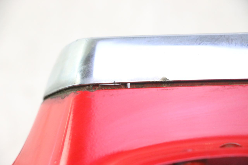 photo de HANDLEBAR COVER FRONT PIAGGIO VESPA S 2T 50 (2007 - 2014) - High-resolution close-up
