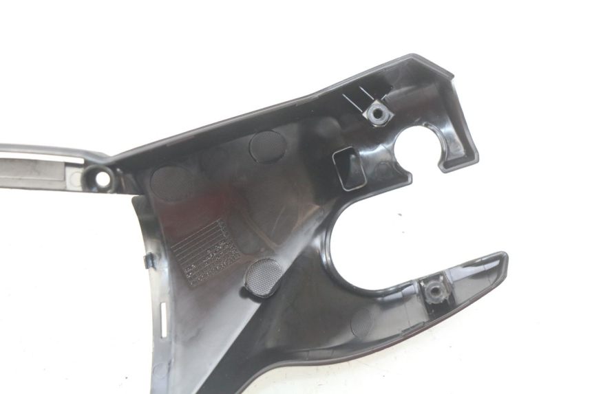 photo de HANDLEBAR COVER FRONT YAMAHA X-MAX XMAX 125 (2010 - 2013) - Alternative perspective