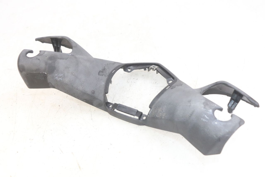 photo de HANDLEBAR COVER FRONT YAMAHA X-MAX XMAX 125 (2010 - 2013) - Zoom on usage condition