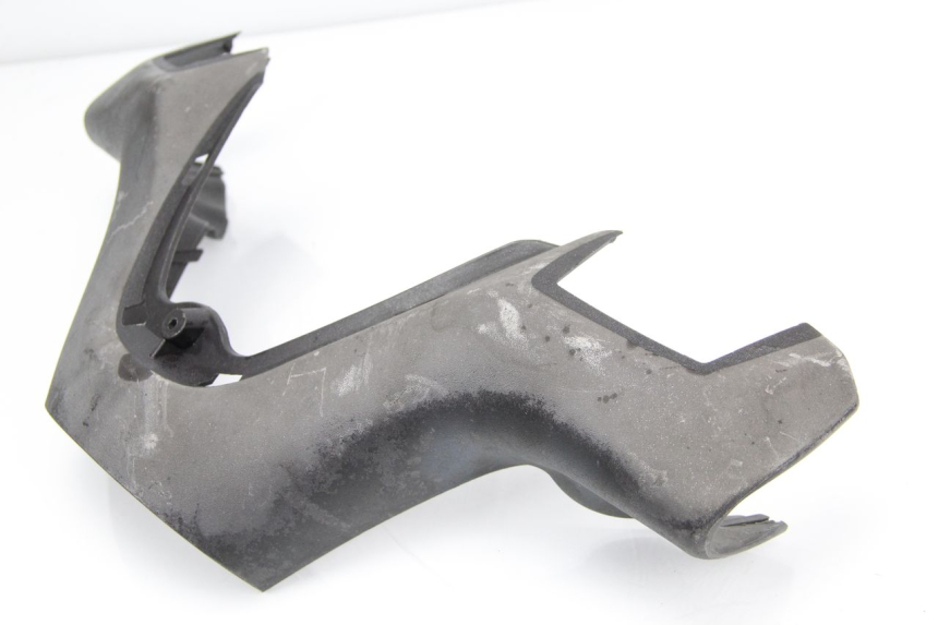 photo de HANDLEBAR COVER FRONT PIAGGIO X9 125 (2000 - 2003) - Alternative perspective