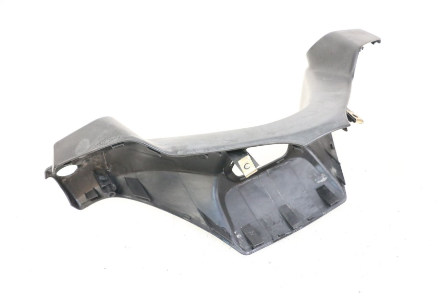 photo de HANDLE BAR FRONT PANEL KYMCO XCITING 250 (2006 - 2009) - Technical close-up