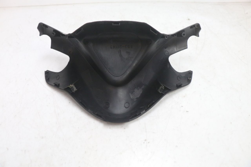 photo de HANDLE BAR FRONT PANEL YAMAHA XP T-MAX ABS 500 (2005 - 2005) - Alternative perspective