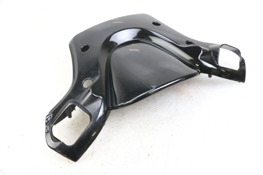 photo de HANDLEBAR COVER FRONT YAMAHA YP MAJESTY 125 (2002 - 2006) - Component detail