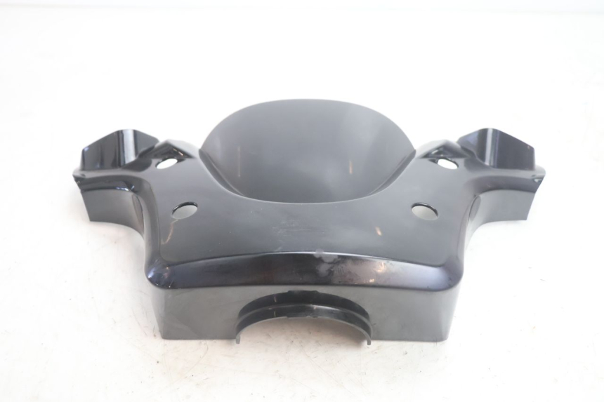 photo de HANDLEBAR COVER FRONT YAMAHA YP MAJESTY 125 (2002 - 2006) - Alternative perspective