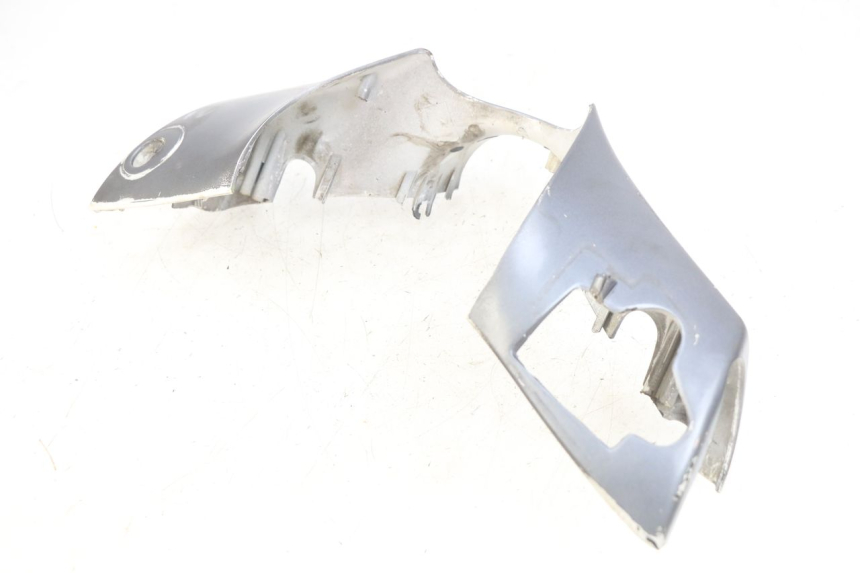 photo de HANDLEBAR COVER FRONT PIAGGIO ZIP 2T 50 (2009 - 2019) - Zoom on usage condition