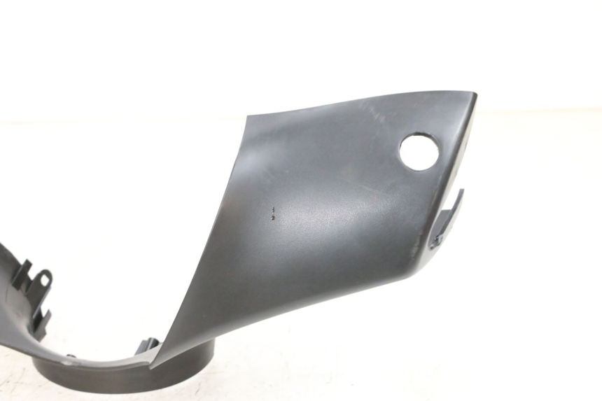 photo de HANDLEBAR COVER FRONT PIAGGIO ZIP 2T 50 (2009 - 2019) - Additional view of the item
