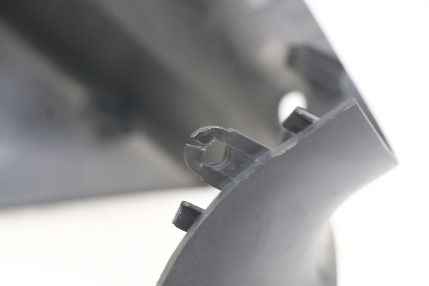 photo de HANDLEBAR COVER FRONT PIAGGIO ZIP 4T 50 (2018 - 2020) - Zoom on usage condition