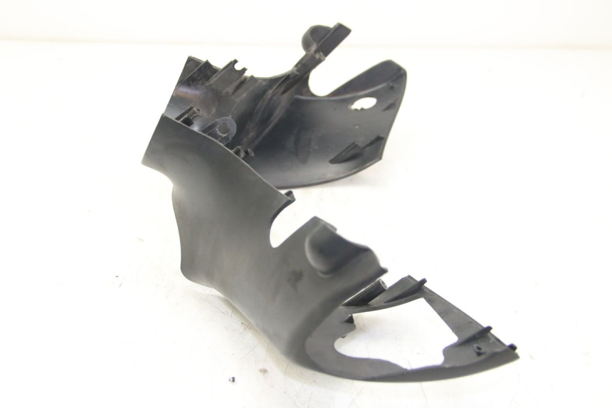 photo de HANDLEBAR COVER FRONT PIAGGIO ZIP 4T 50 (2018 - 2020) - Technical close-up