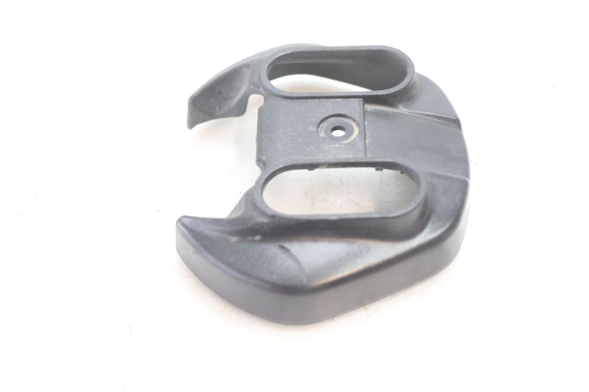 photo de HANDLEBAR COVER YAMAHA BW'S BWS 125 (2010 - 2013) - Component detail