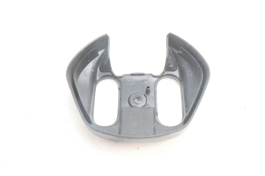 photo de HANDLEBAR COVER YAMAHA BW'S BWS 125 (2010 - 2013) - Fixing points details