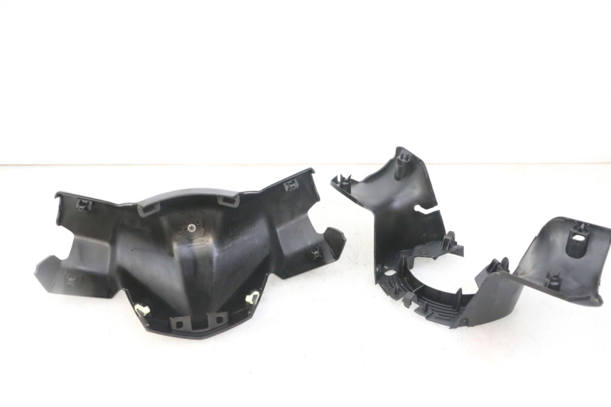 photo de HANDLE BAR PANEL PEUGEOT CITYSTAR 50 (2013 - 2017) - Distinctive features