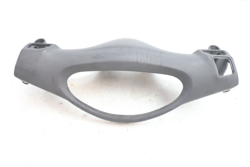 photo de HANDLEBAR SWITCH COVER PIAGGIO FLY 2T 50 (2004 - 2017) - Zoom on usage condition