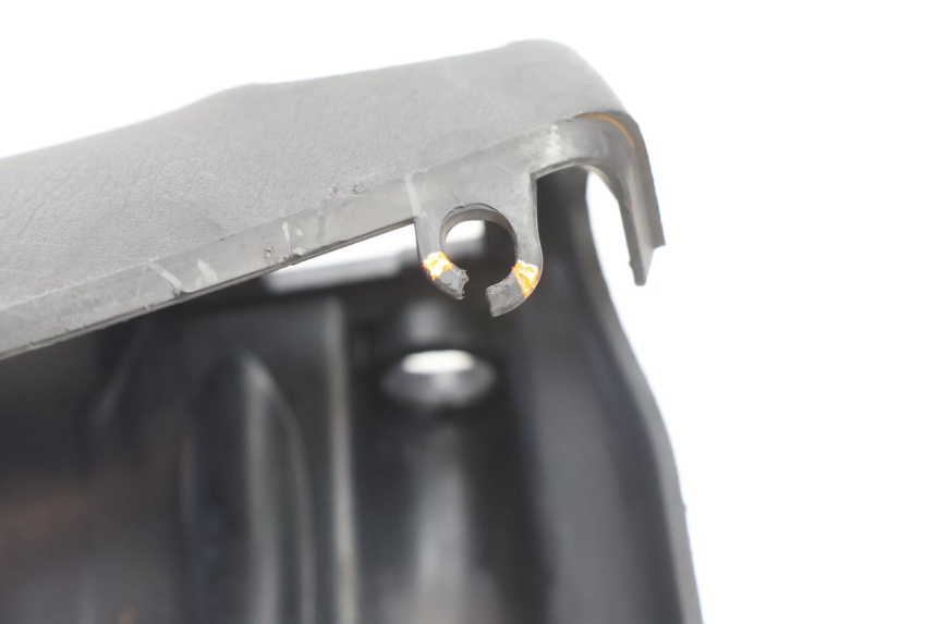 photo de HANDLEBAR SWITCH COVER PIAGGIO FLY 2T 50 (2004 - 2017) - Product overview