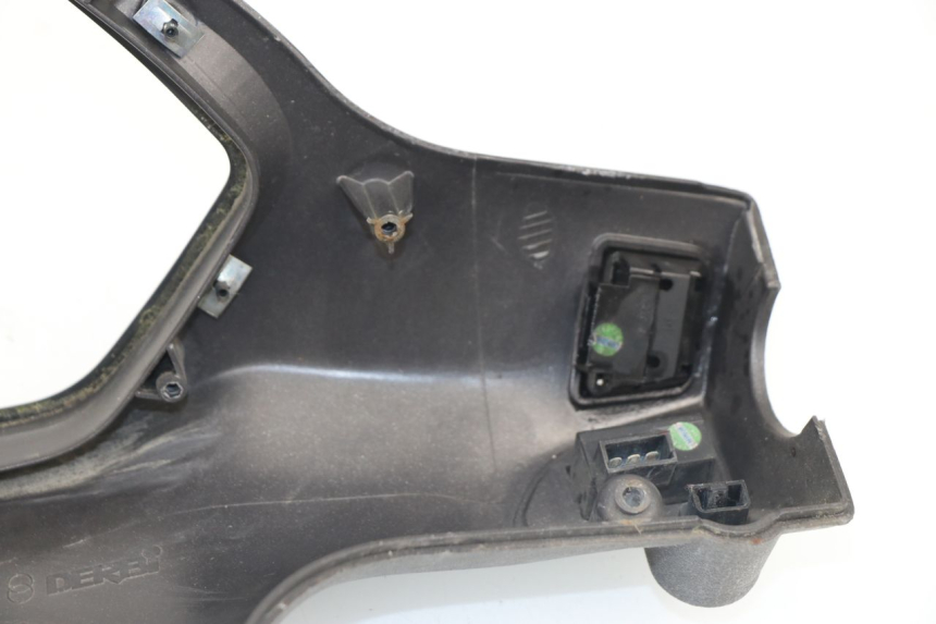 photo de HANDLE BAR PANEL SWITCH PIAGGIO LIBERTY 4T 50 (2009 - 2015) - Distinctive features
