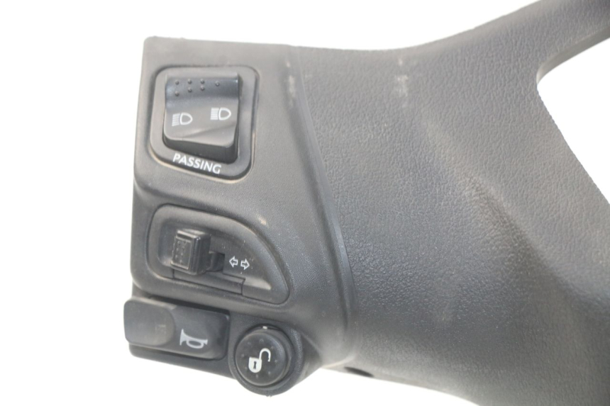 photo de HANDLE BAR PANEL SWITCH PIAGGIO LIBERTY IGET 4T 50 (2015 - 2020) - Product overview