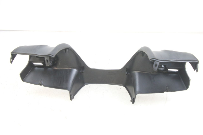 photo de HANDLEBAR SWITCH COVER PIAGGIO MEDLEY 125 (2016 - 2023) - Zoom on usage condition
