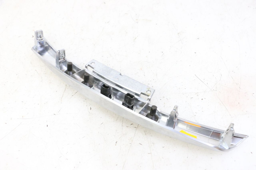 photo de HANDLE BAR PANEL SWITCH PIAGGIO MP3 500 (2014 - 2017) - Alternative perspective