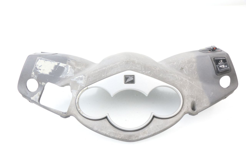 photo de HANDLE BAR PANEL SWITCH HONDA SES DYLAN 125 (2002 - 2006) - Surface and material condition