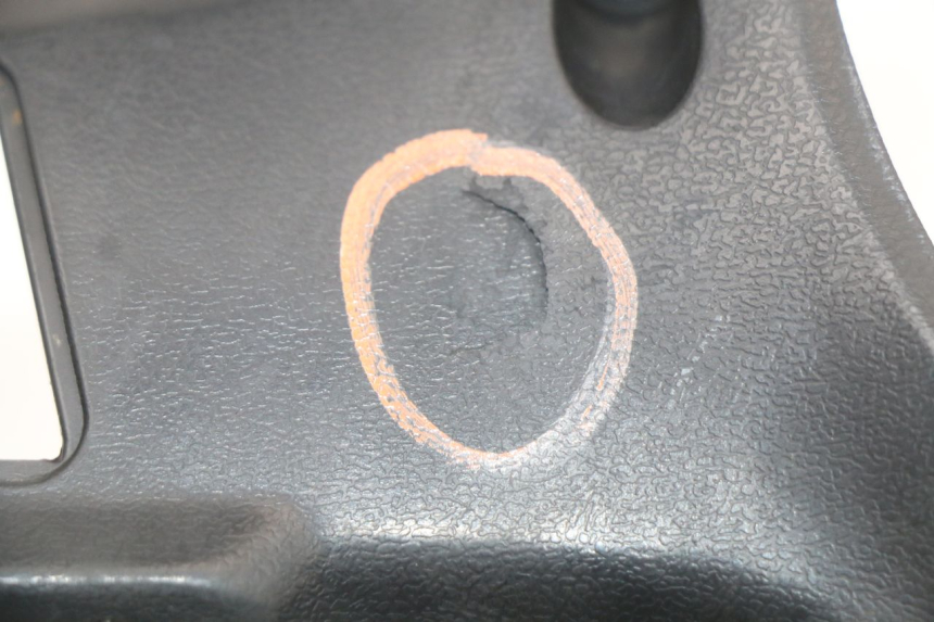 photo de HANDLE BAR PANEL SWITCH PEUGEOT TWEET 125 (2018 - 2021) - Fixing points details