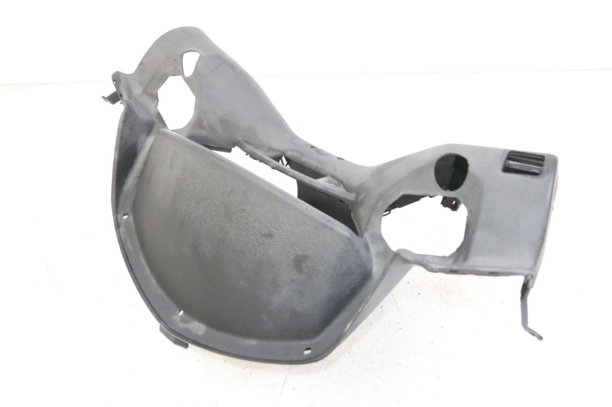 photo de HANDLEBAR SWITCH COVER YAMAHA X-MAX XMAX 250 (2006 - 2009) - Surface and material condition