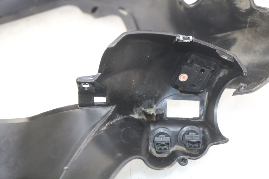 photo de HANDLEBAR SWITCH COVER PIAGGIO XEVO - X EVO 125 (2007 - 2017) - Additional view of the item