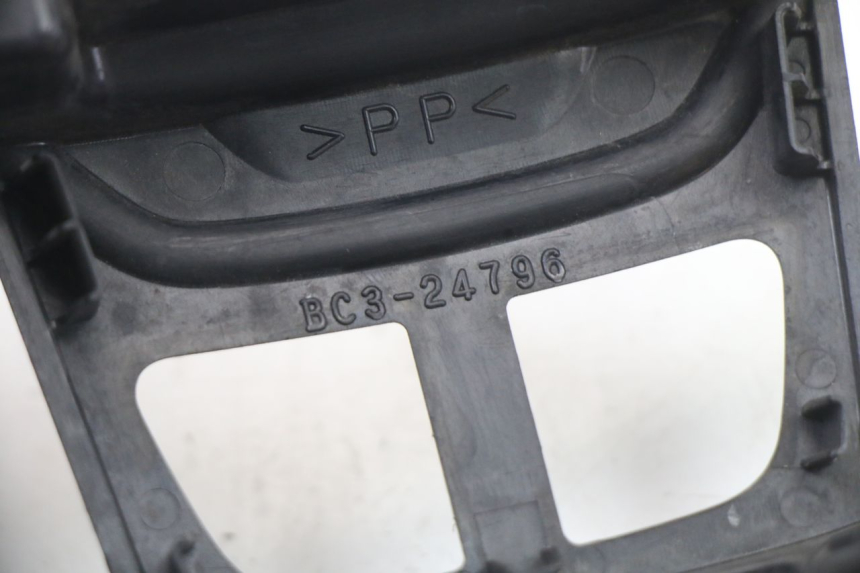 photo de HANDLE BAR PANEL SWITCH YAMAHA YP T-MAX TMAX 530 (2017 - 2020) - Technical close-up