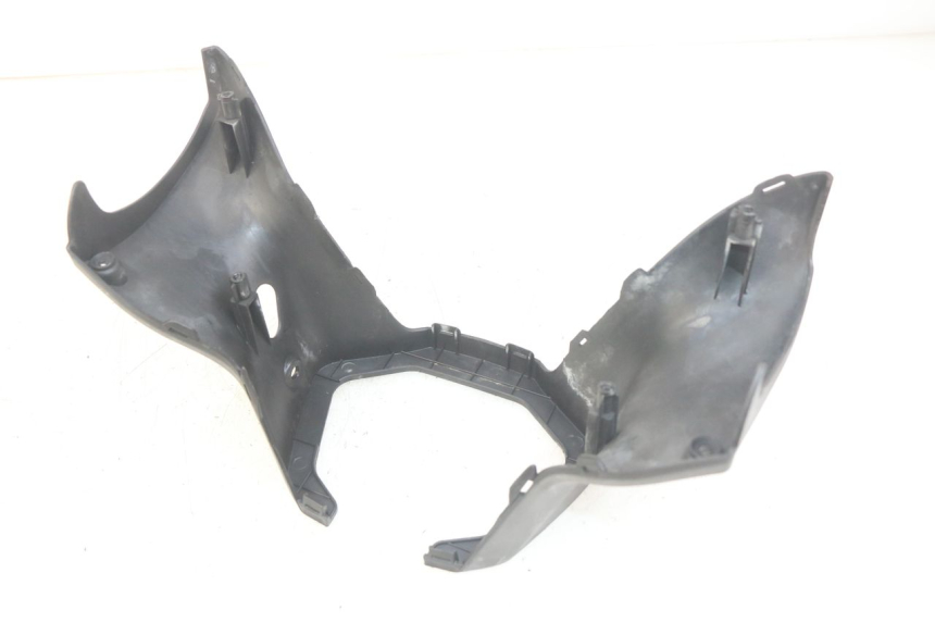 photo de HANDLEBAR COVER KYMCO DINK STREET 125 (2009 - 2014) - Fixing points details