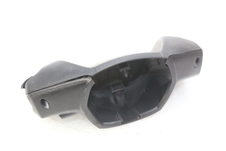 photo de HANDLEBAR COVER HONDA FES S-WING SWING ABS 125 (2007 - 2015) - Zoom on usage condition