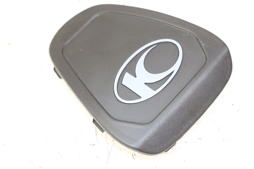 photo de HANDLE BAR PANEL KYMCO XCITING 500 (2007 - 2010) - Zoom on usage condition