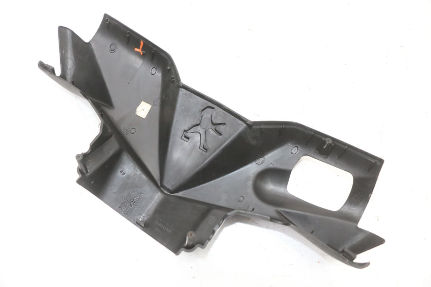 photo de HANDLEBAR COVER PEUGEOT LUDIX 50 (2005 - 2007) - Surface and material condition