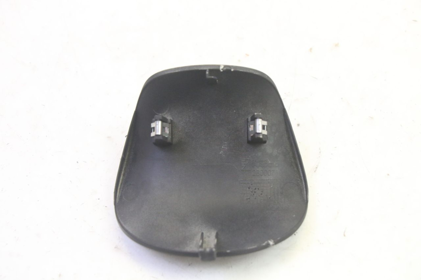 photo de HANDLE BAR PANEL PIAGGIO MP3 HPE 350 (2018 - 2020) - Alternative perspective