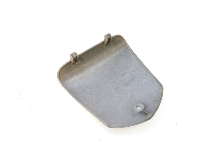 photo de HANDLE BAR PANEL PIAGGIO MP3 125 (2006 - 2014) - Zoom on usage condition