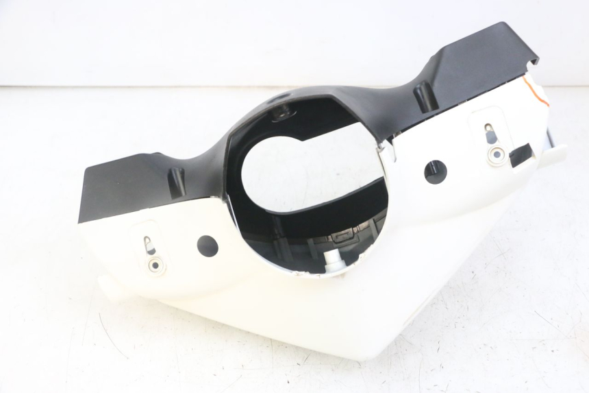 photo de HANDLEBAR COVER SYM ORBIT 2 4T 50 (2008 - 2017) - Component detail