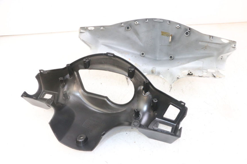 photo de HANDLEBAR COVER SYM ORBIT 2 4T 50 (2008 - 2017) - Main view