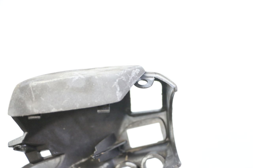 photo de HANDLEBAR COVER PIAGGIO X8 125 (2004 - 2007) - Surface and material condition