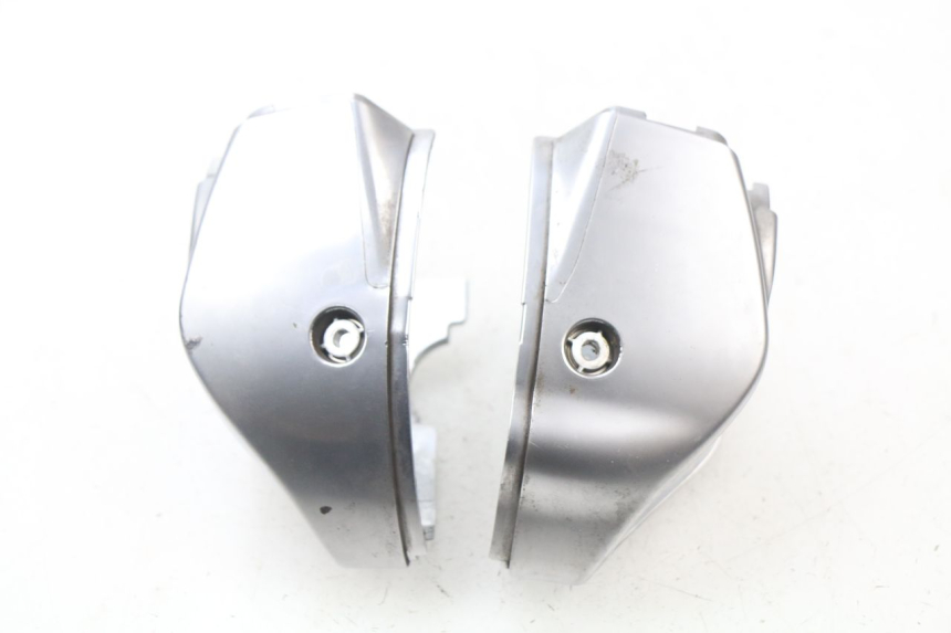 photo de HANDLE BAR PANEL PIAGGIO PRIMAVERA 125 (2013 - 2021) - Technical close-up