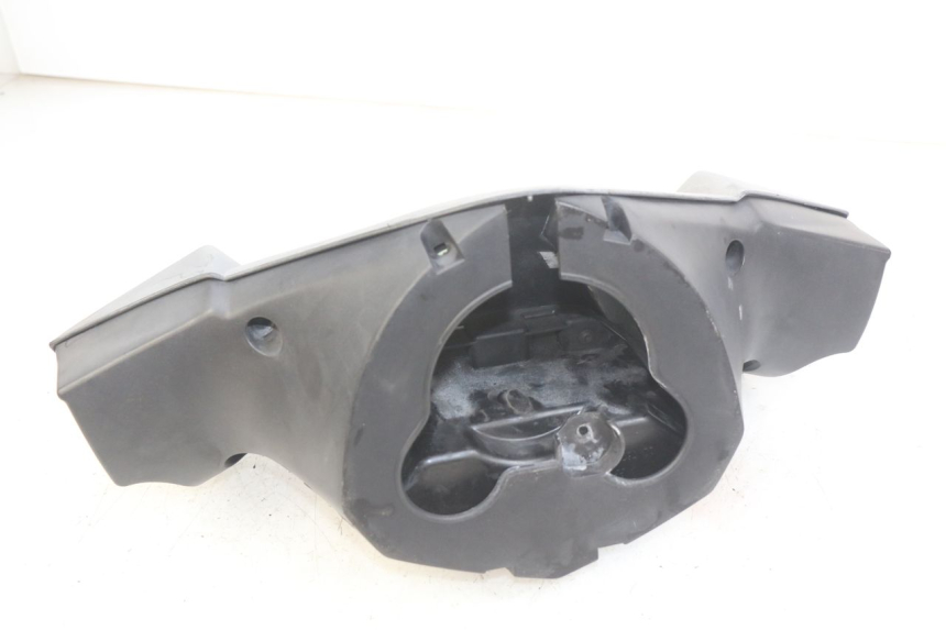 photo de HANDLEBAR COVER PEUGEOT SATELIS 125 (2006 - 2009) - Zoom on usage condition