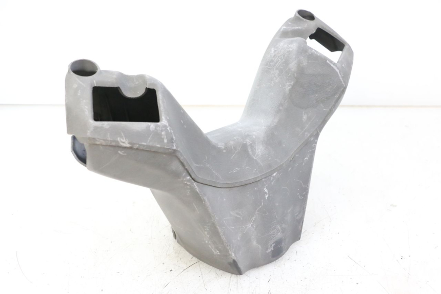 photo de HANDLEBAR COVER SUZUKI BURGMAN 125 (2007 - 2014) - Technical close-up