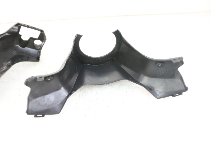 photo de HANDLEBAR COVER SUZUKI BURGMAN 125 (2007 - 2014) - Surface and material condition