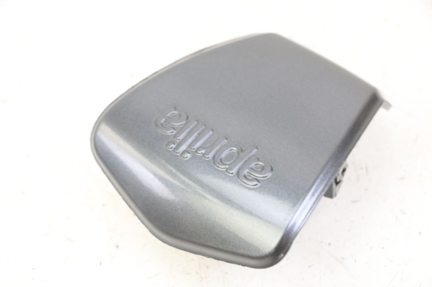 photo de HANDLEBAR COVER APRILIA SXR 50 (2021 - 2023) - Zoom on usage condition