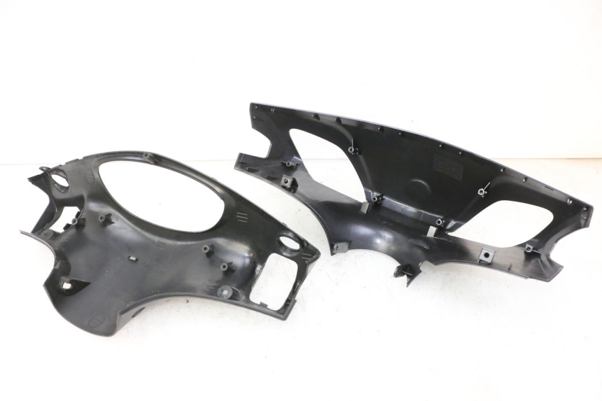 photo de HANDLE BAR PANEL MBK WAAP 125 (2008 - 2013) - Alternative angle