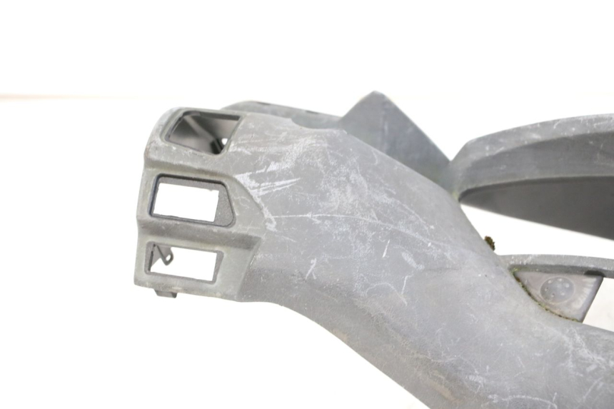 photo de HANDLEBAR COVER YAMAHA XMAX X-MAX 125 (2006 - 2009) - Surface and material condition