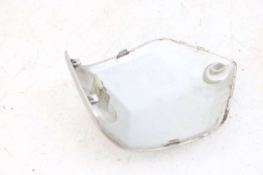 photo de HANDLEBAR COVER YAMAHA X-MAX XMAX 125 (2010 - 2013) - Component detail