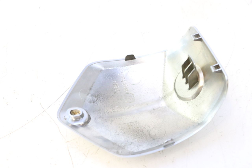 photo de HANDLEBAR COVER YAMAHA X-MAX XMAX 125 (2010 - 2013) - Technical close-up