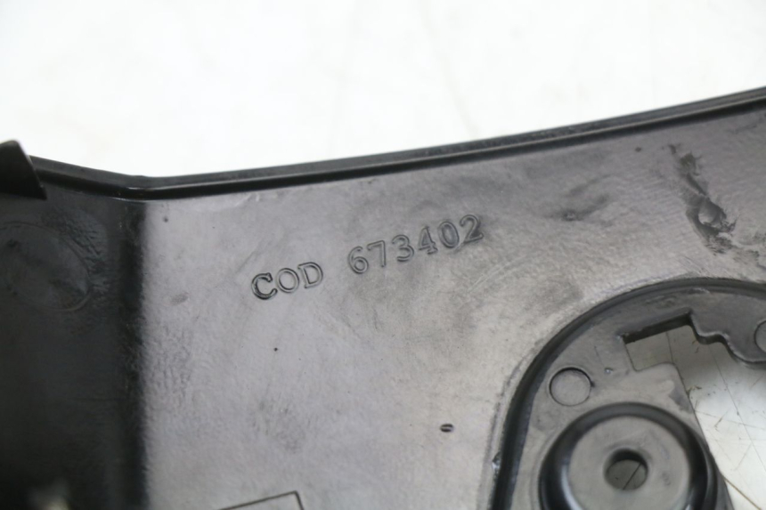 photo de HANDLEBAR COVER PIAGGIO X10 125 (2012 - 2017) - Markings and original references