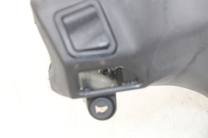 photo de HANDLEBAR COVER PIAGGIO ZIP 2T 50 (2009 - 2019) - Product overview