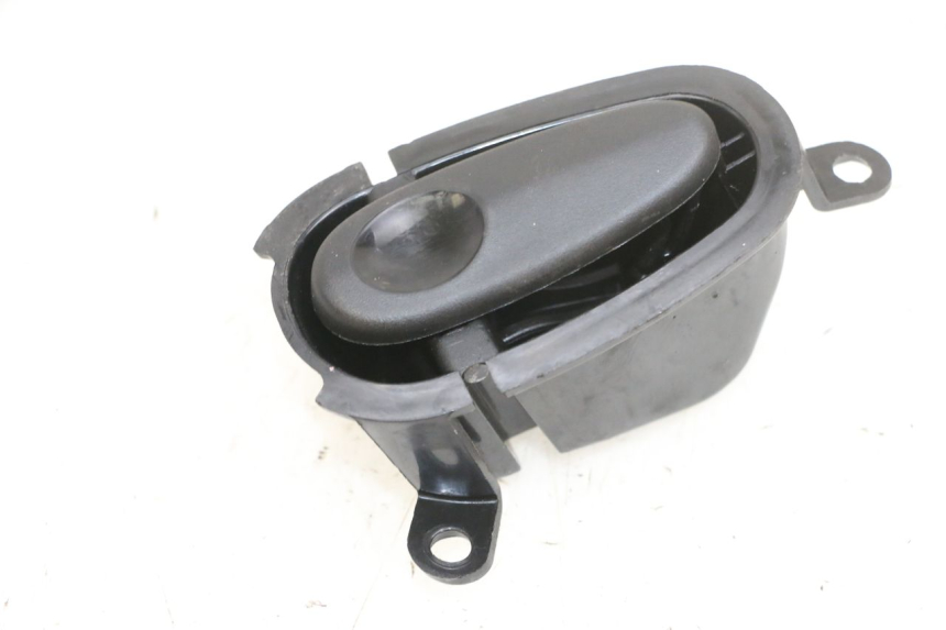 photo de LUGGAGE HOOK PEUGEOT DJANGO 4T 50 (2014 - 2019) - Technical close-up